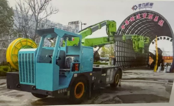 技术赋能隧道施工-------河南耿力成功研发UG2/500A隧道拱架移动机台车