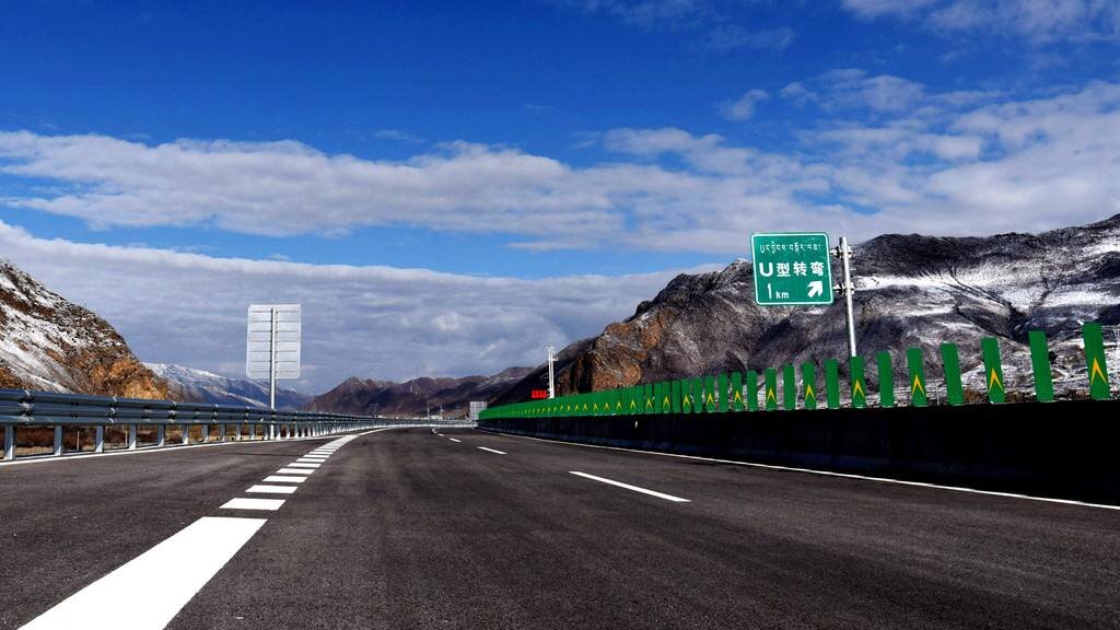 协荣隧道1.jpg